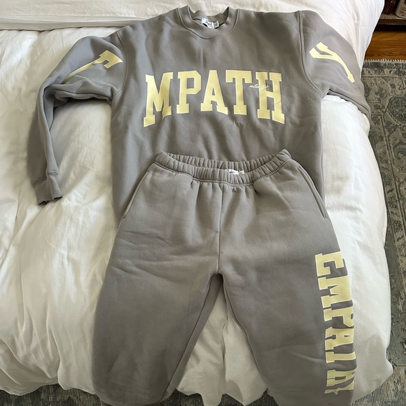 Mayfair group sweatsuit size XS/S - Picture 4 of 7